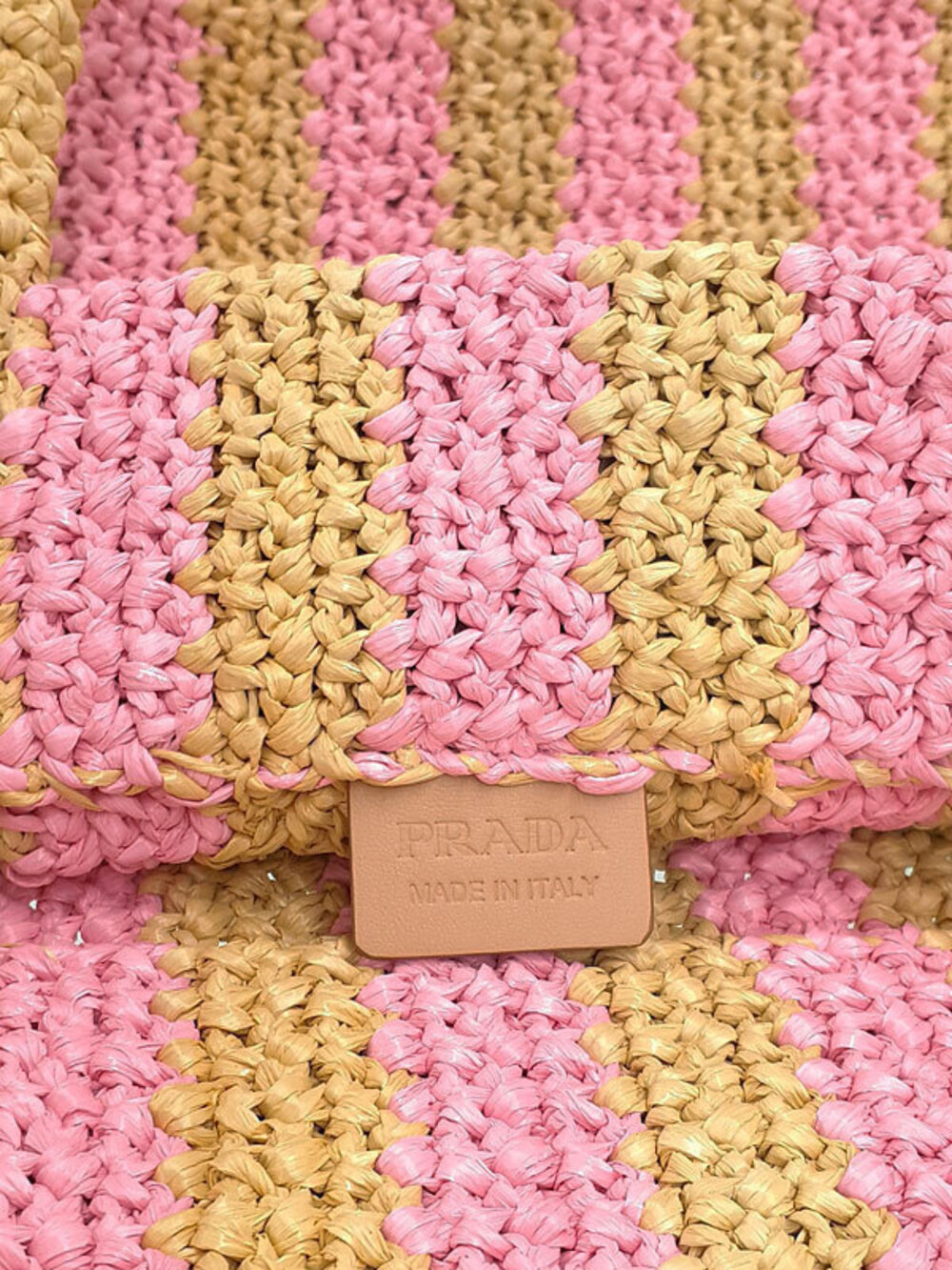 Prada tan pink Tote petalo Crochet Bag - Picture 4 of 9